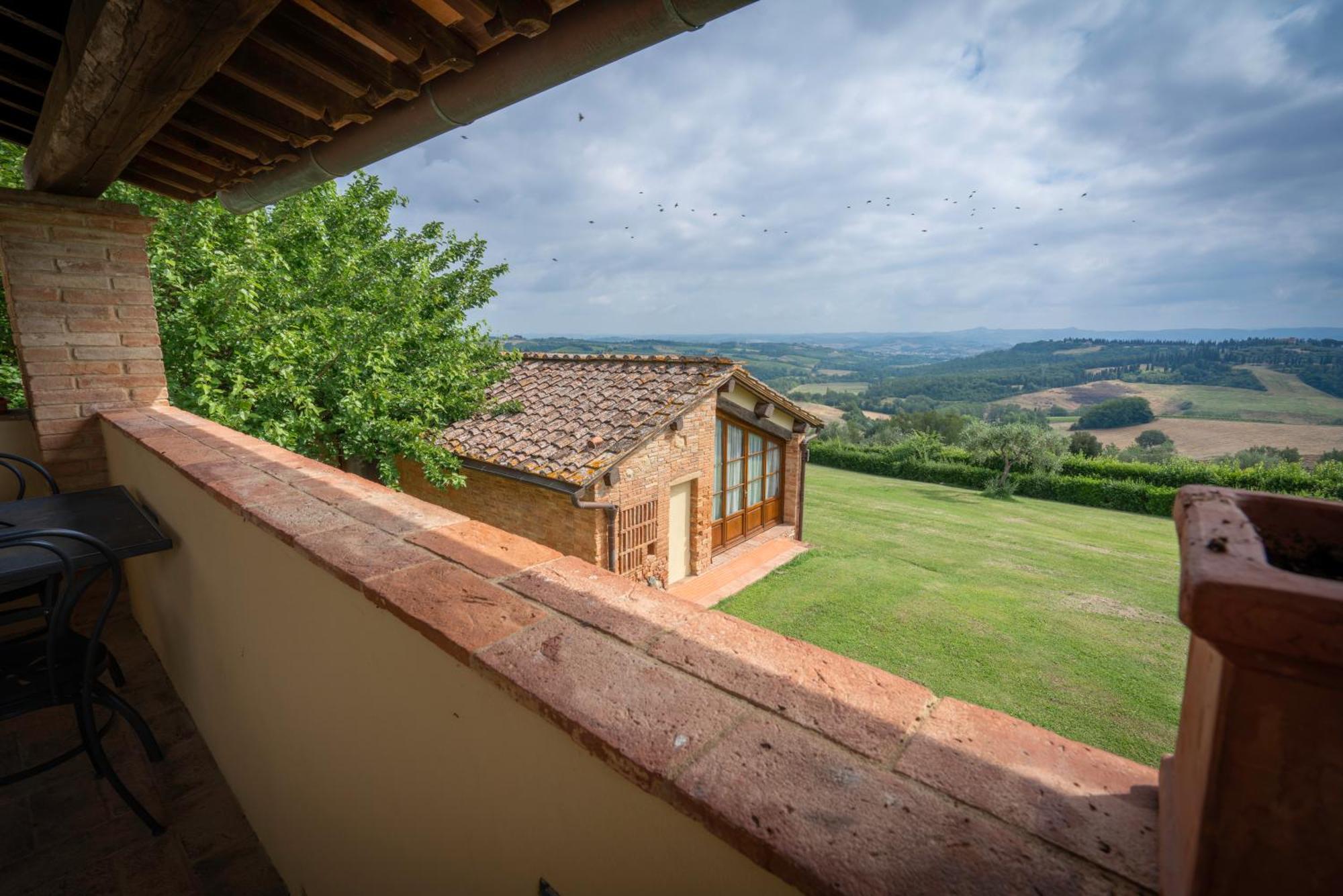 Aparthotel Fattorie Santo Pietro à San Gimignano Extérieur photo